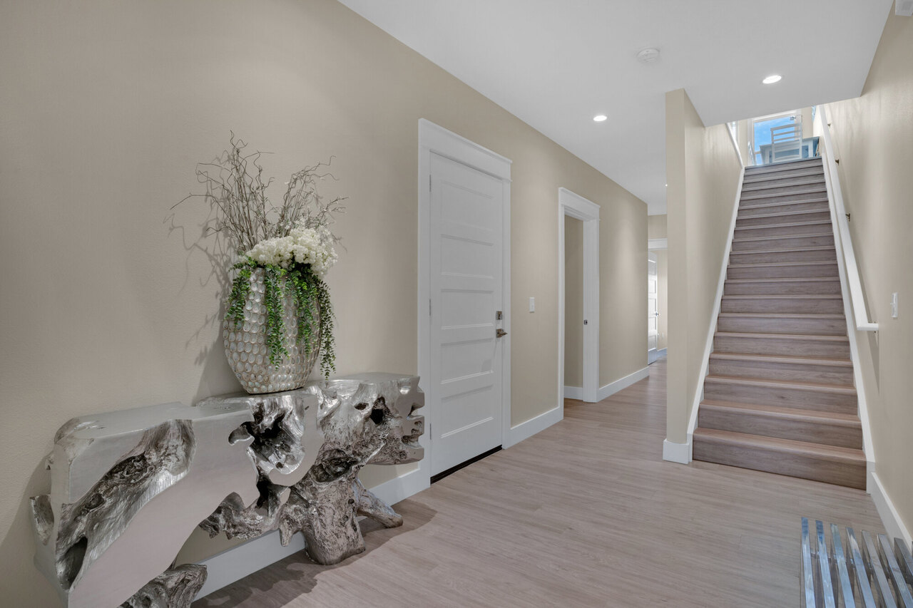 Bluefish 105 - Image 21