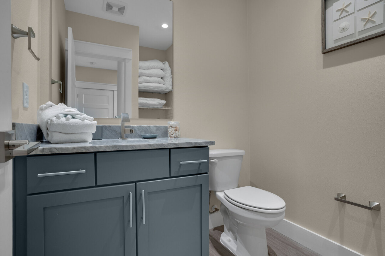 Bluefish 105 - Image 20