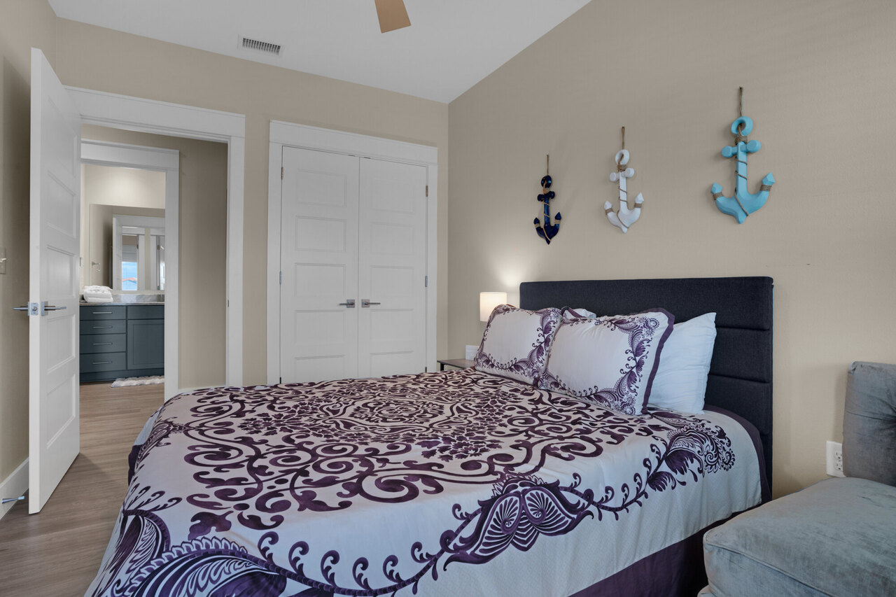 Bluefish 105 - Image 23