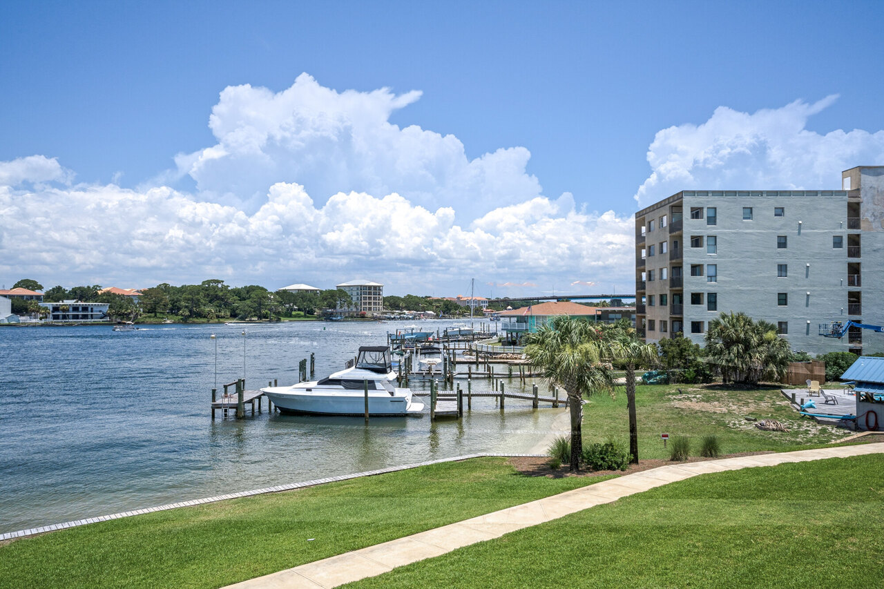 Bluefish 105 - Image 31