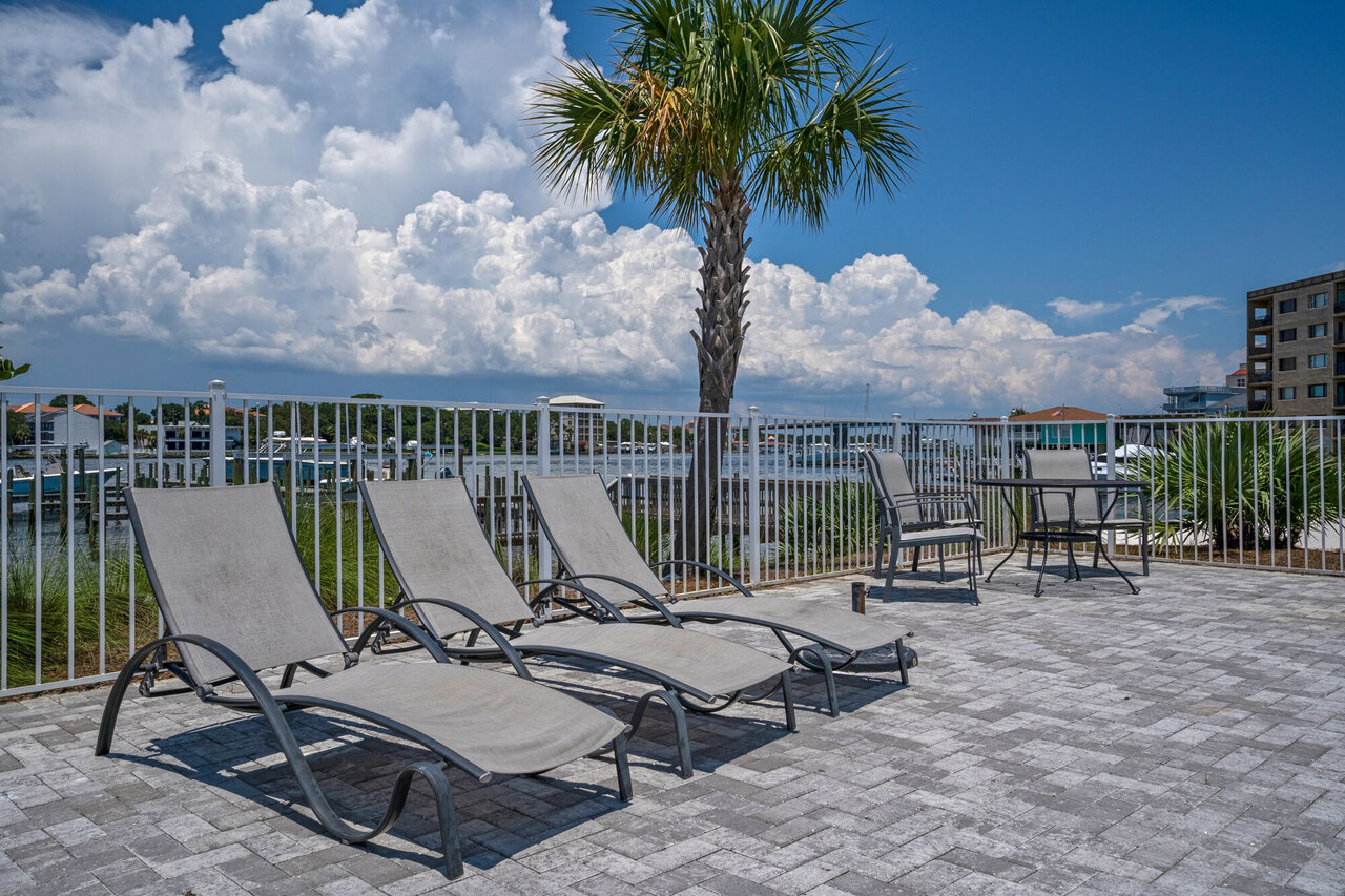 Bluefish 105 - Image 34