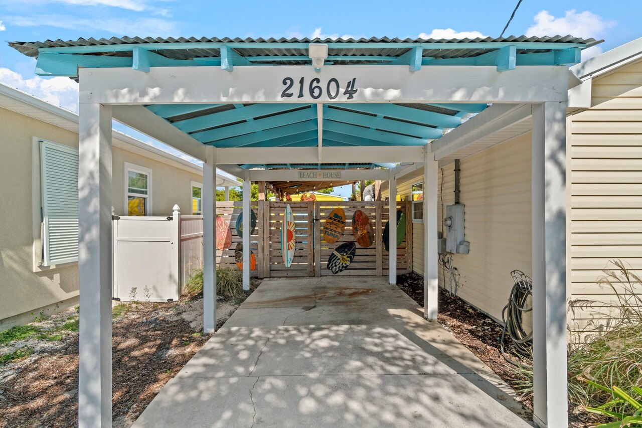 B3 - Bubble's Beach Bungalow - Image 29