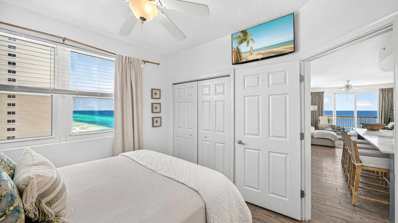 Sunrise Beach 1701 - Image 18
