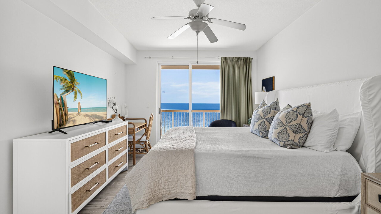 Sunrise Beach 1701 - Image 21