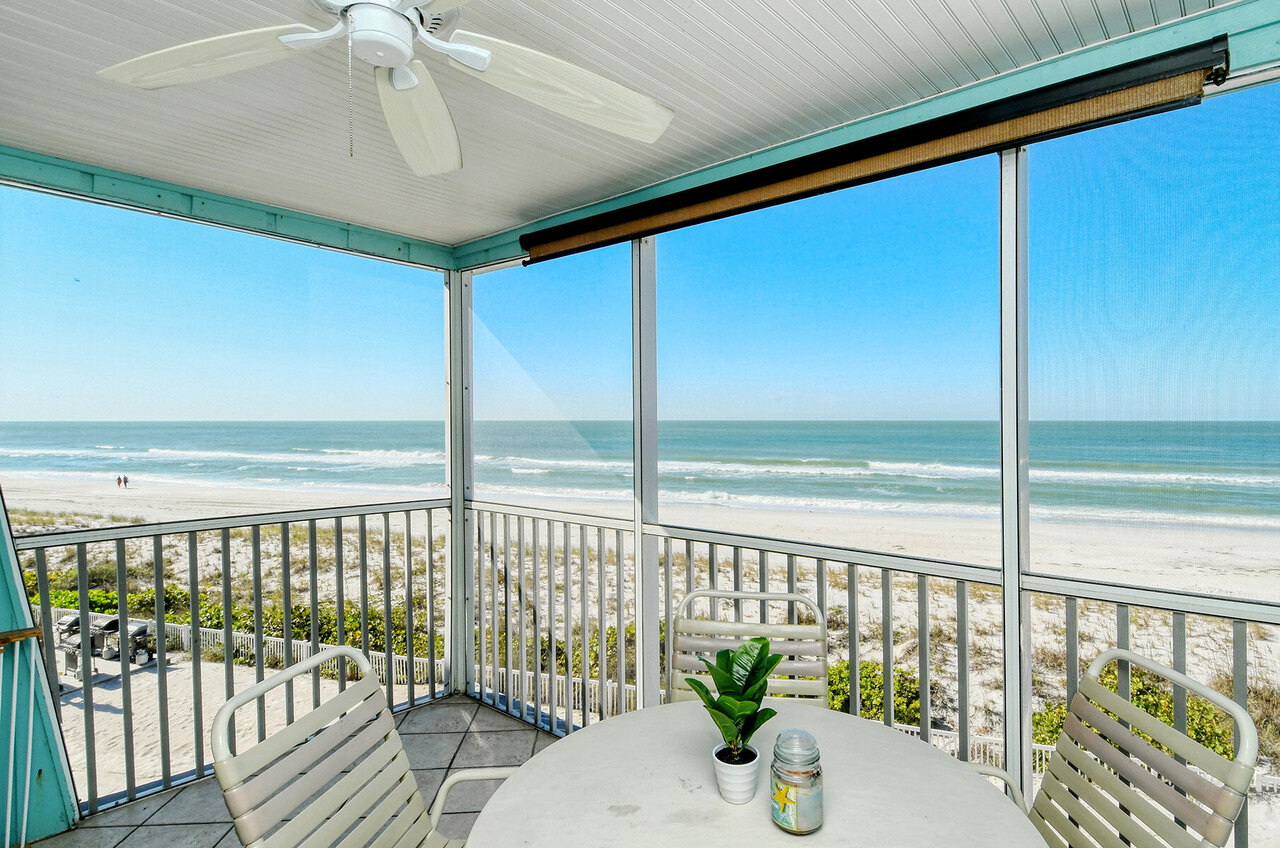 LaCosta 218 - Image 1