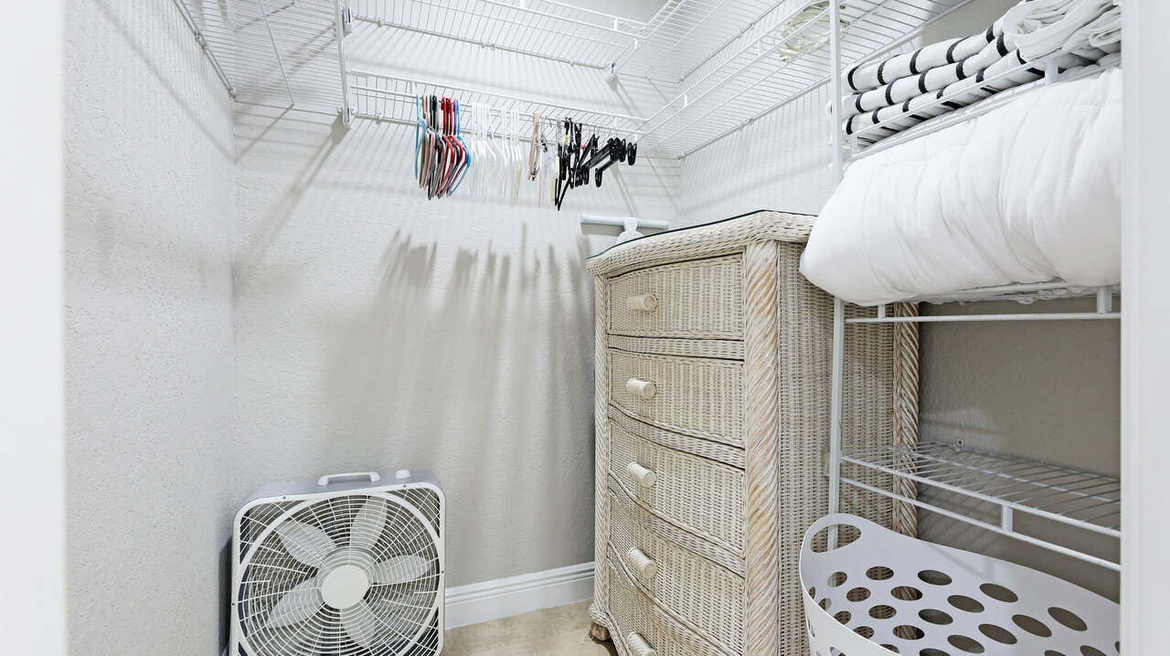 LaCosta 214 - Image 18