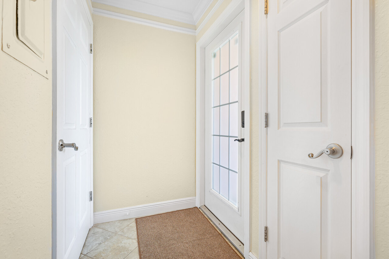 LaCosta 212 - Image 12