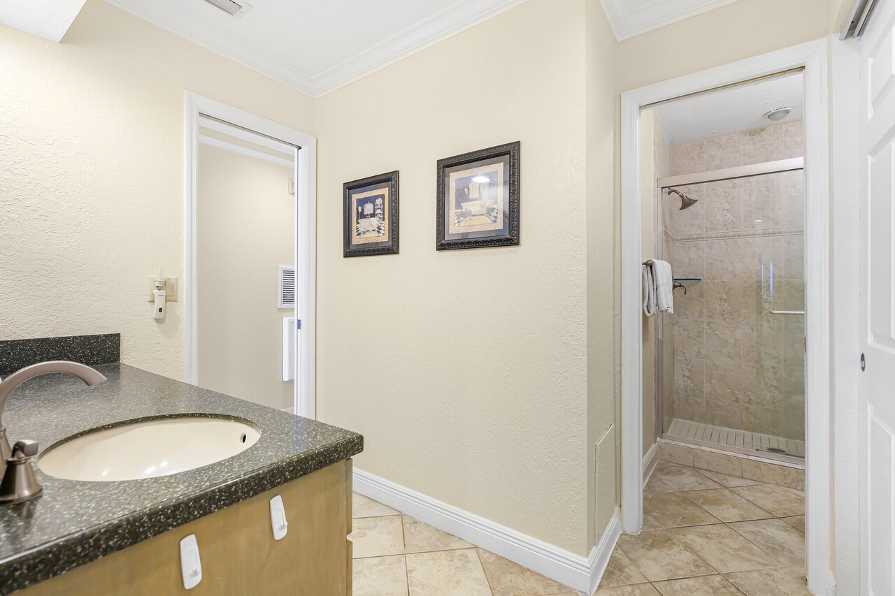 LaCosta 212 - Image 28