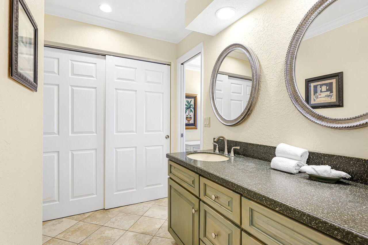 LaCosta 212 - Image 29