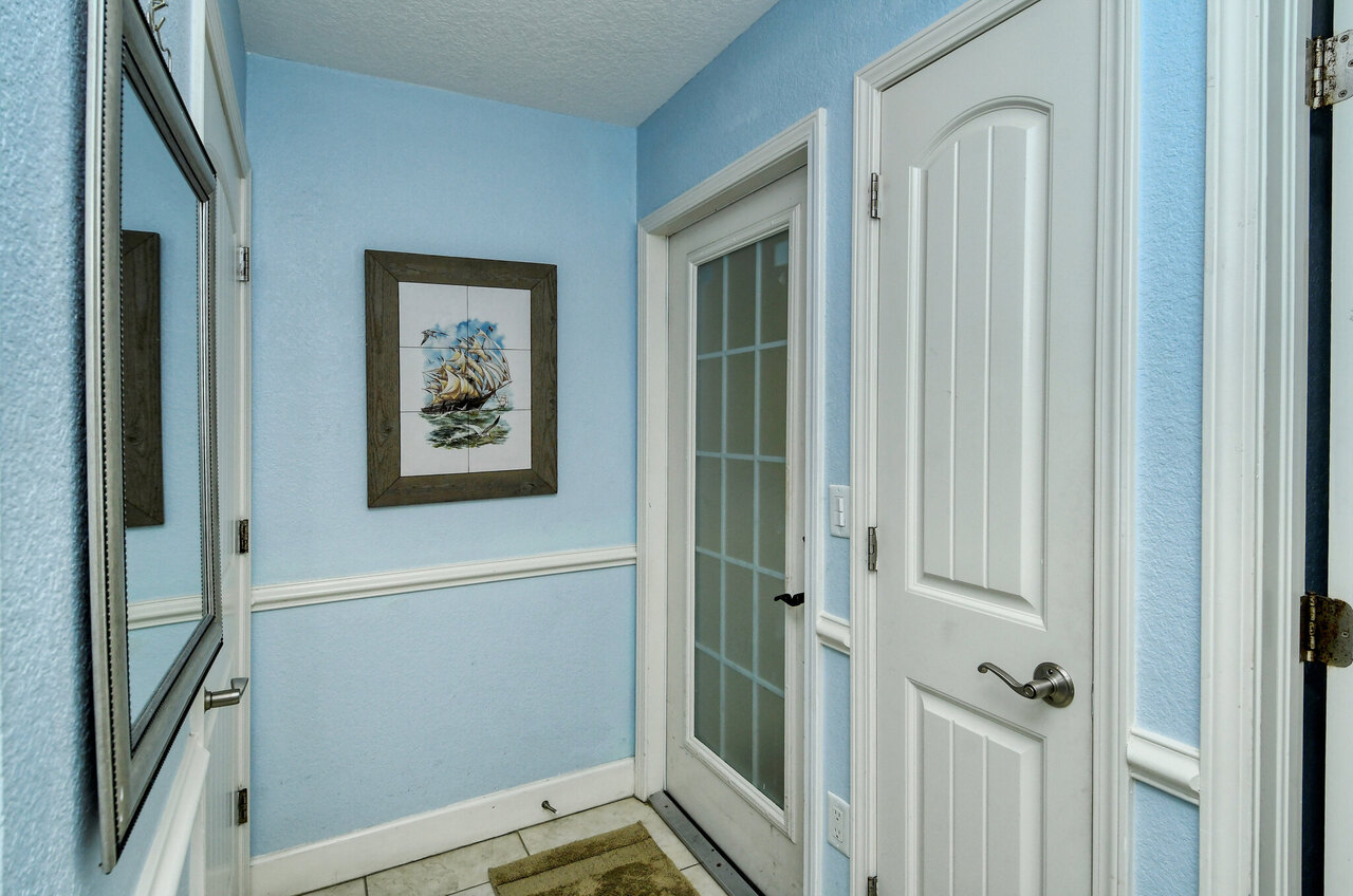 LaCosta 207 - Image 26