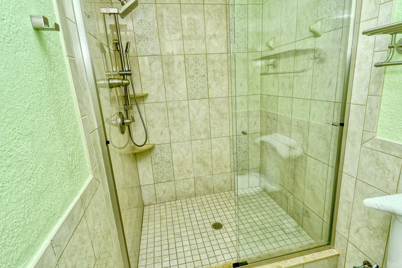 LaCosta 205 - Image 21