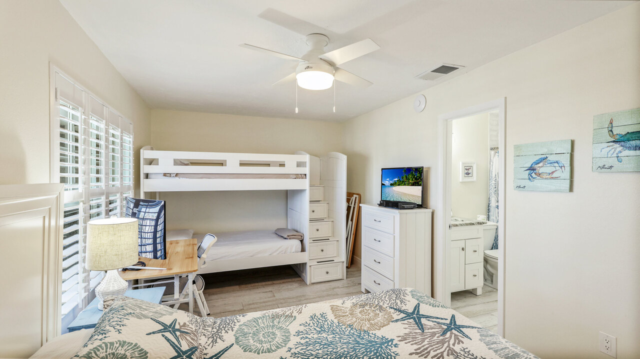 LaCosta 202 - Image 23