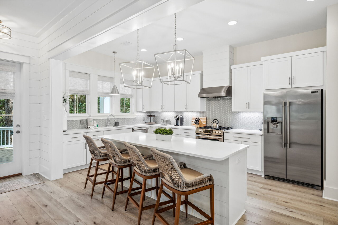 Red Bud Lane - Image 8