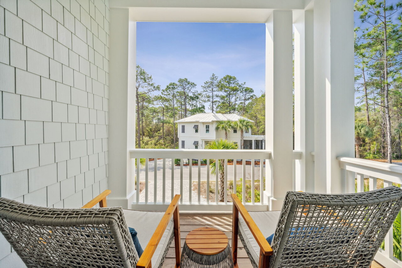 Red Bud Lane - Image 19