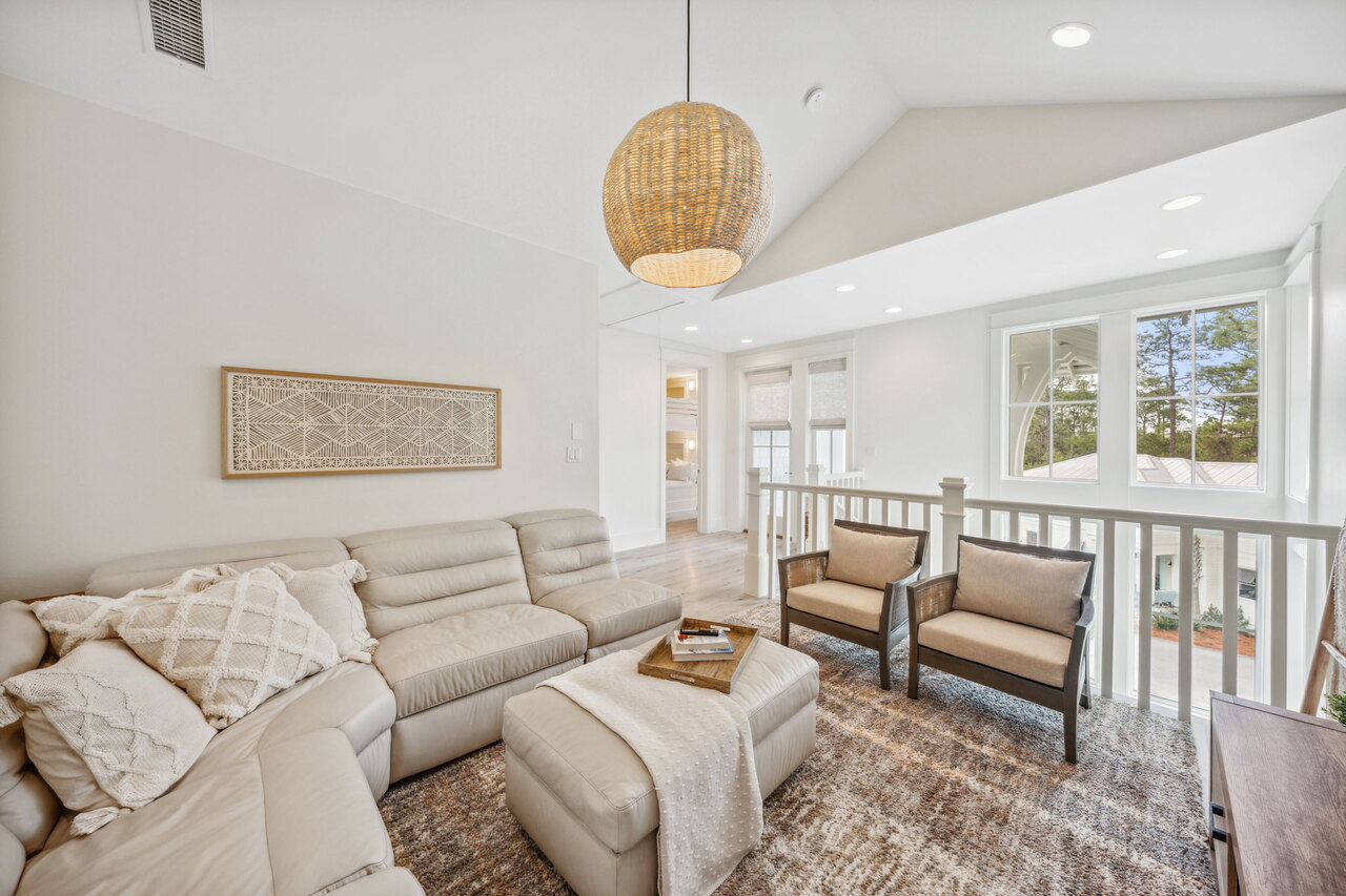 Red Bud Lane - Image 37