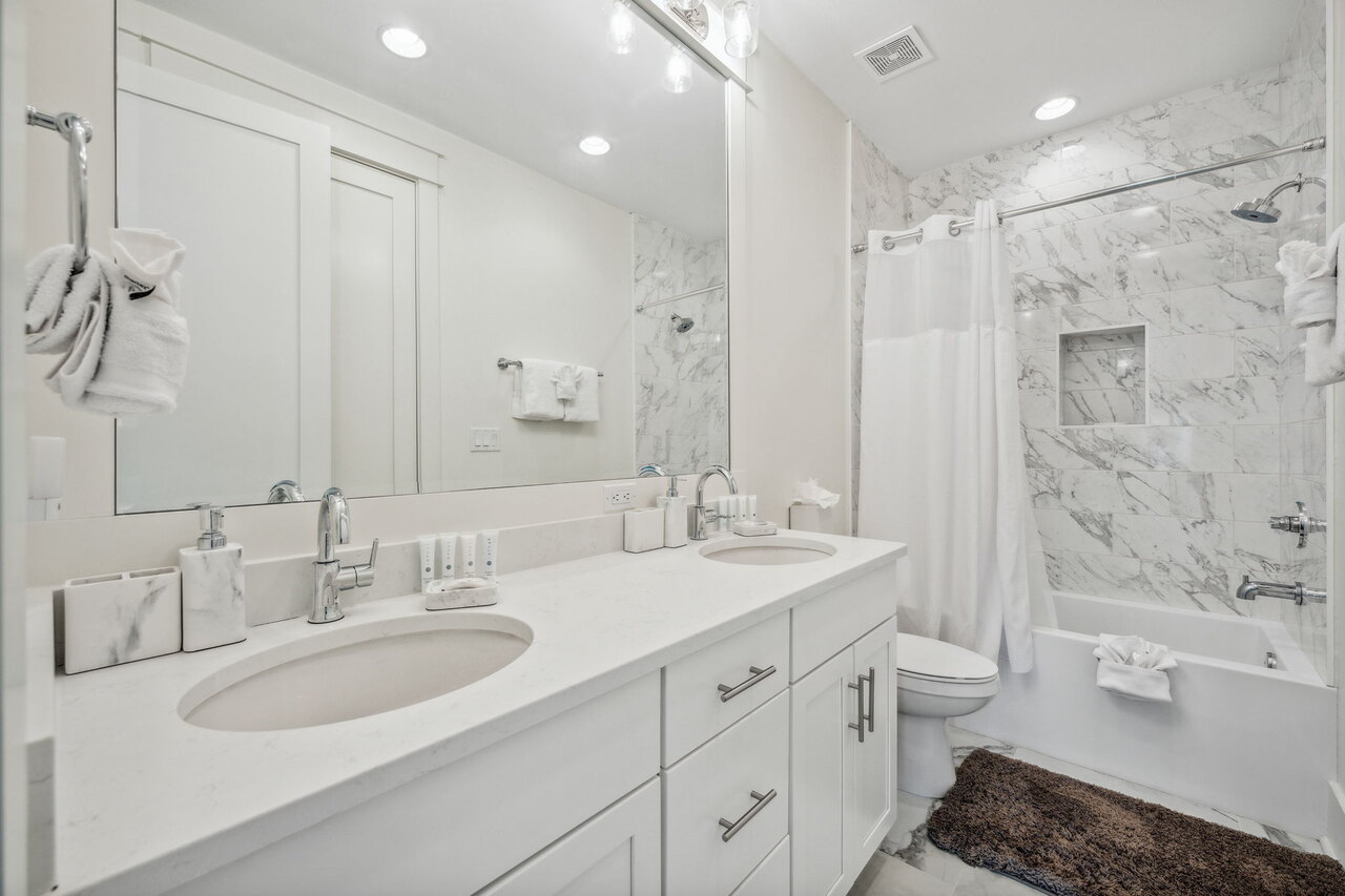 Red Bud Lane - Image 41