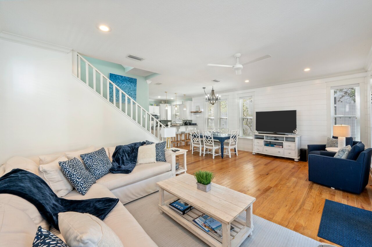 Seabreeze and Sunshine - Image 4