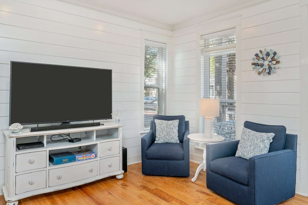 Seabreeze and Sunshine - Image 6