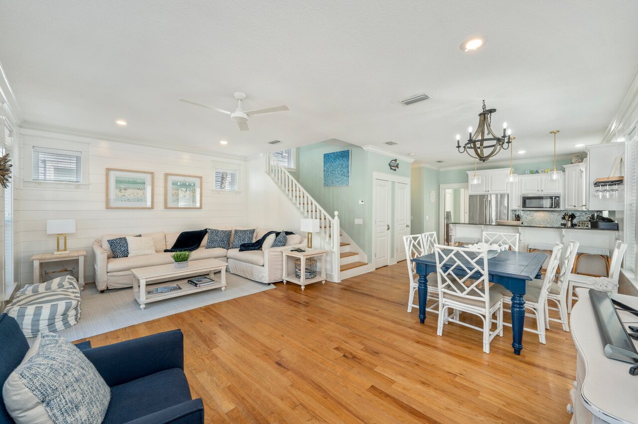 Seabreeze and Sunshine - Image 8