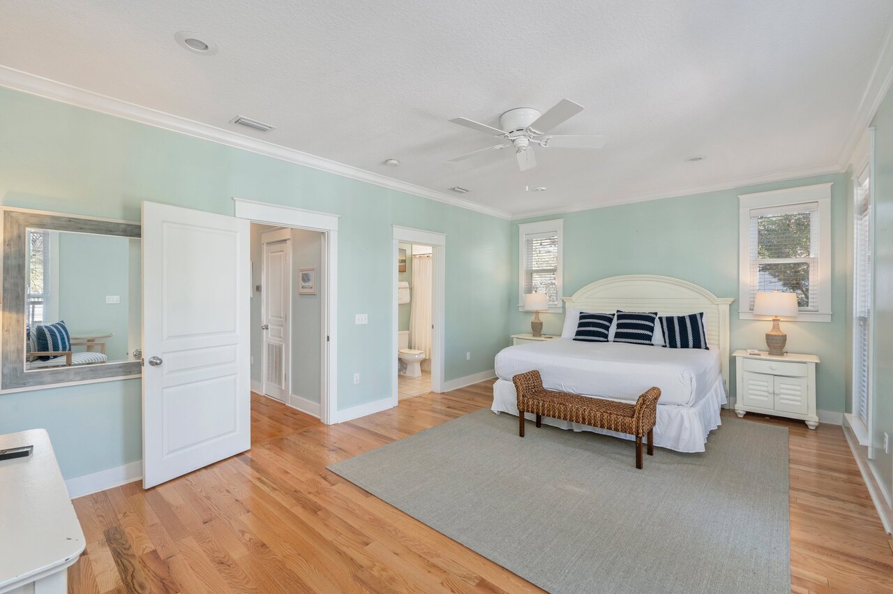 Seabreeze and Sunshine - Image 20