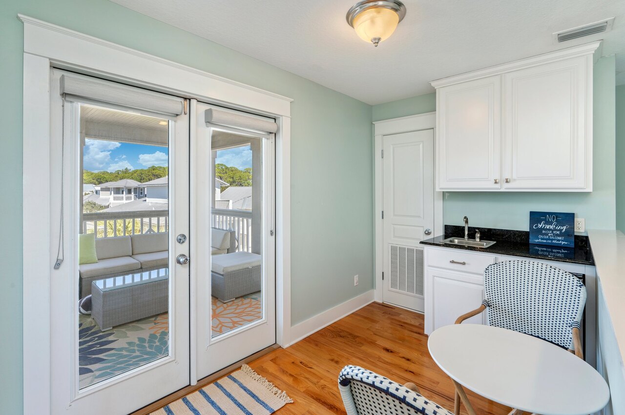 Seabreeze and Sunshine - Image 29