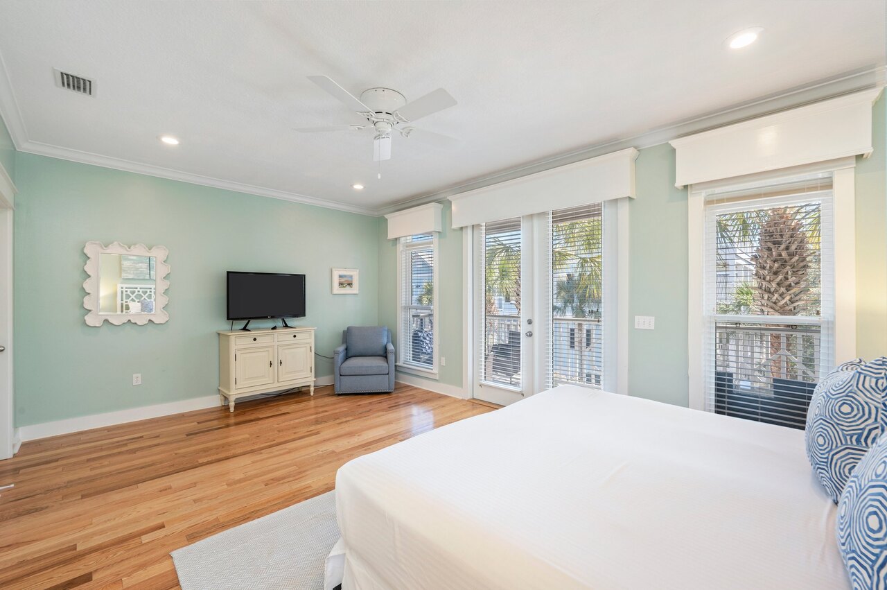 Seabreeze and Sunshine - Image 37