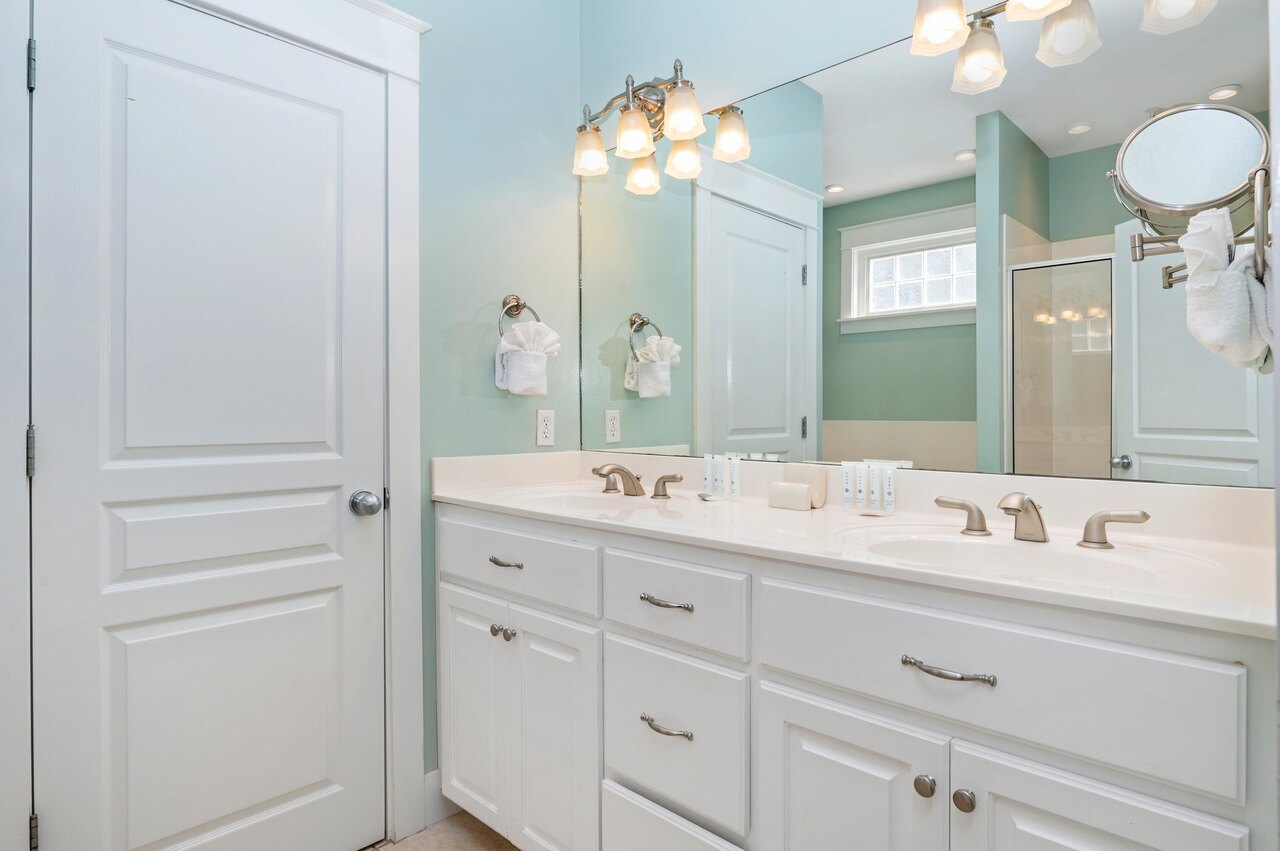 Seabreeze and Sunshine - Image 39