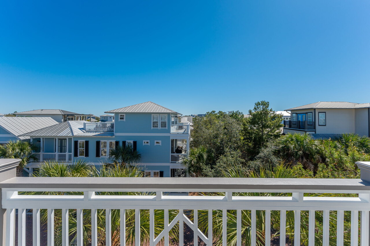 Seabreeze and Sunshine - Image 71