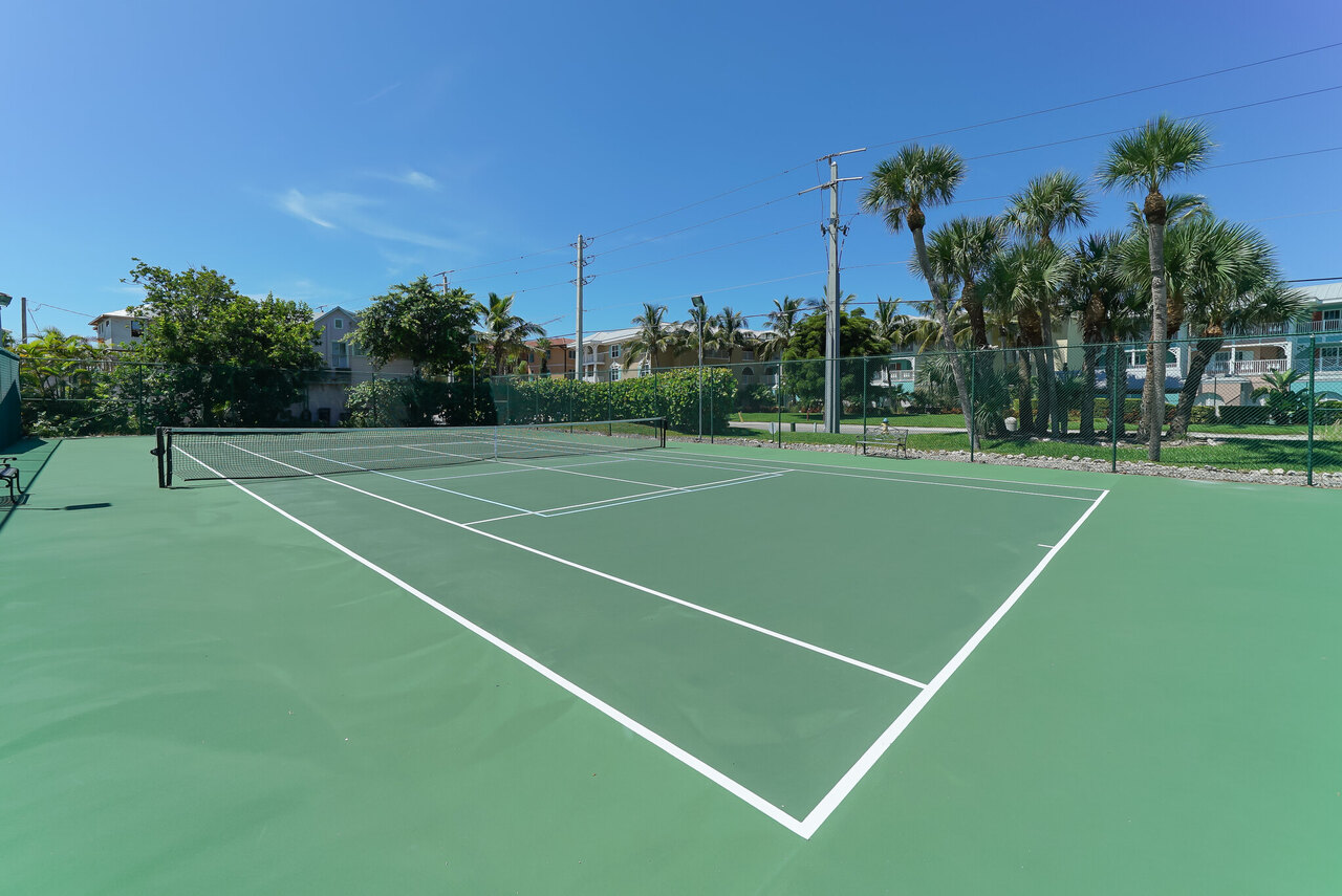 Runaway Bay 106 - Image 18