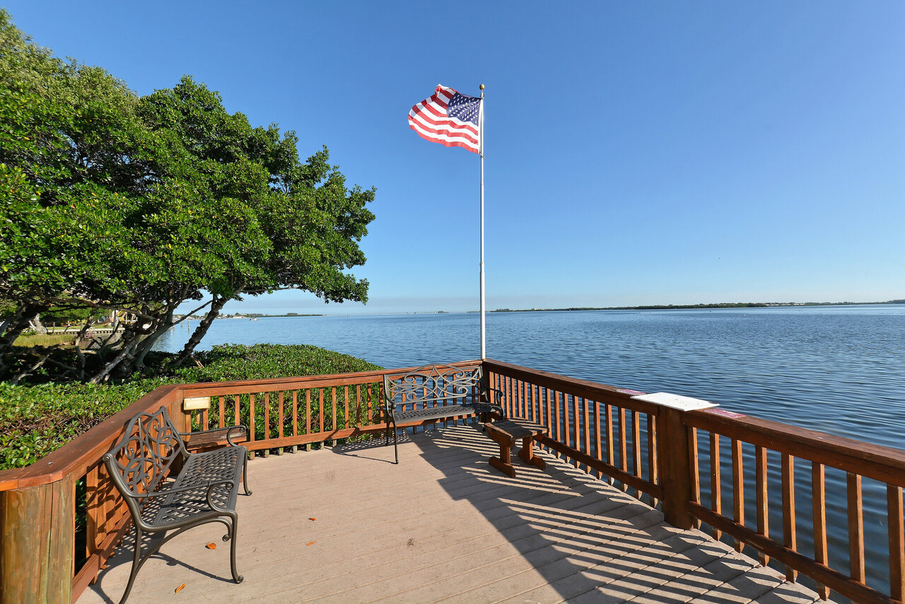 Runaway Bay 106 - Image 19