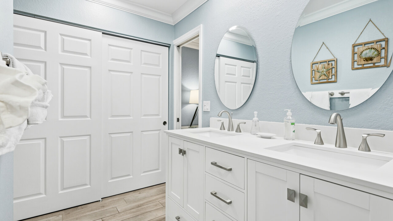 LaCosta 118 - Image 23