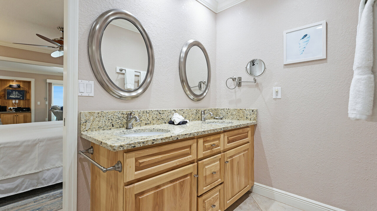LaCosta 211 - Image 19