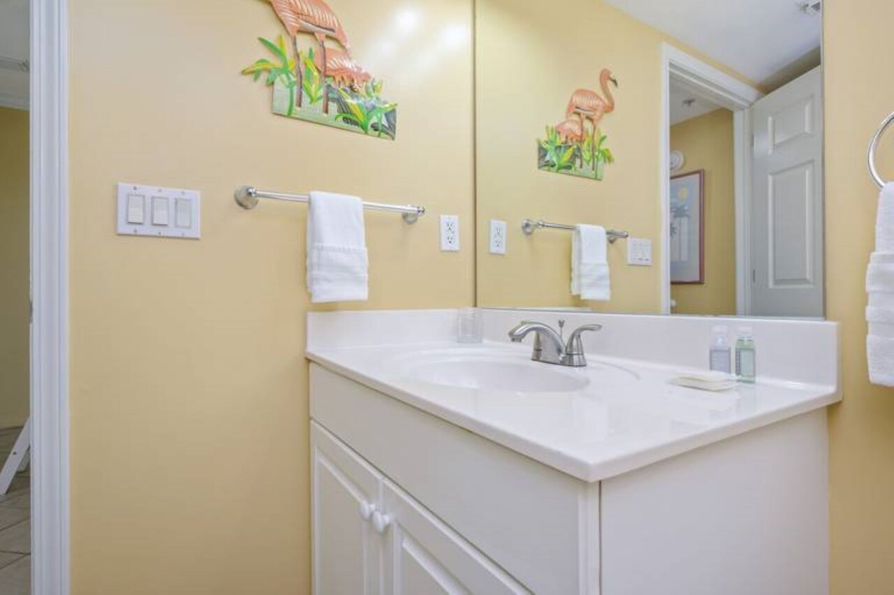 Destin West Pelican 601 - Image 21