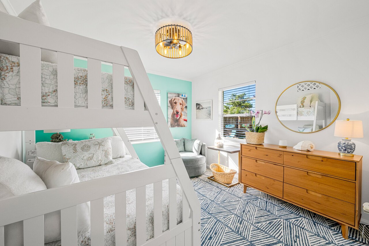 Captain's Quarters - Image 22