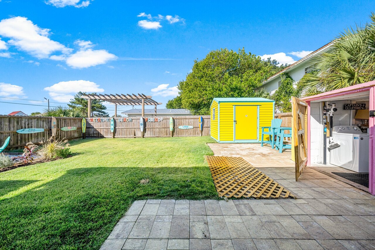 Captain's Quarters - Image 28