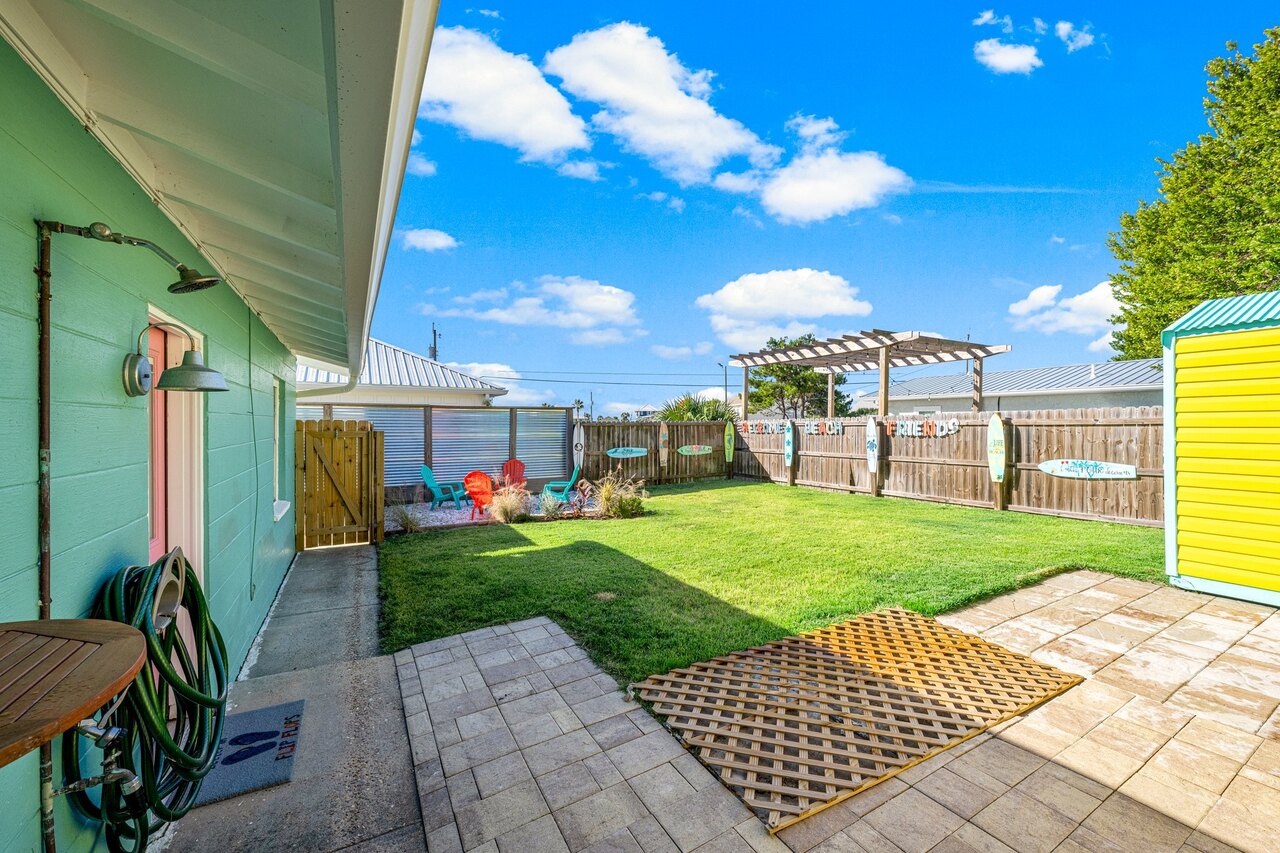 Captain's Quarters - Image 29