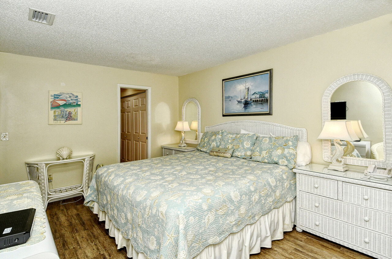 LaCosta 210 - Image 18