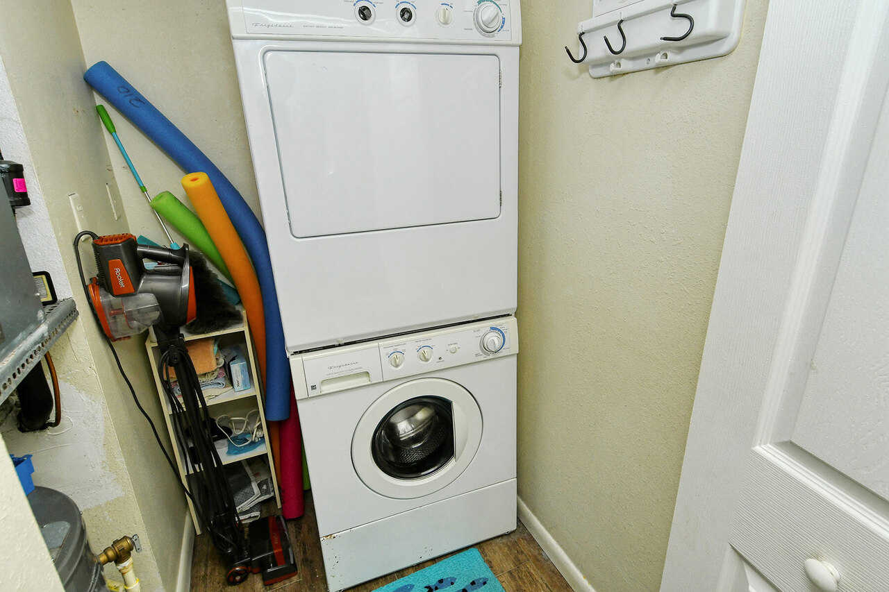 LaCosta 210 - Image 25