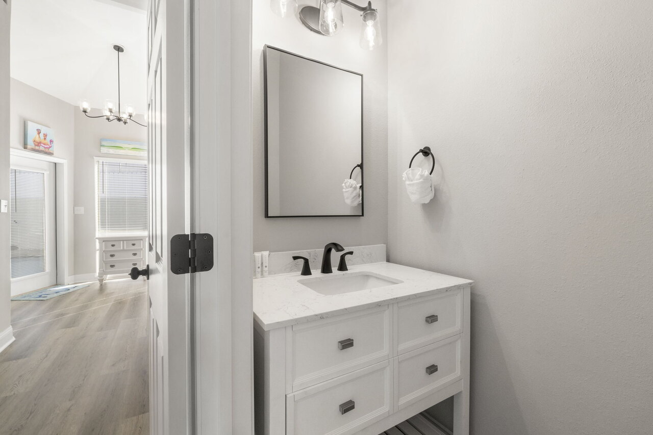 Beach Camp - Image 9