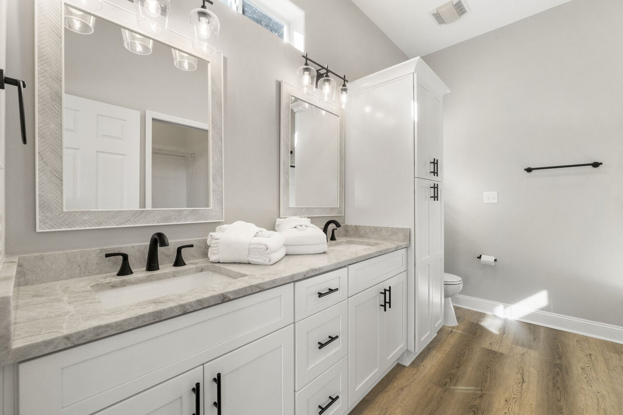 Beach Camp - Image 13