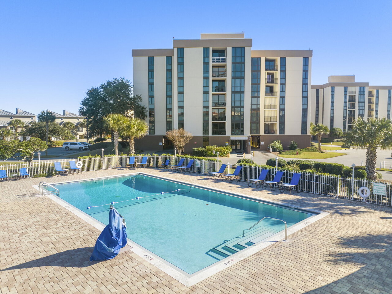 Beach Camp - Image 28