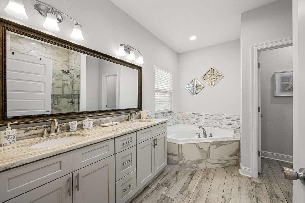 Shimmering Sands Resort - Image 18