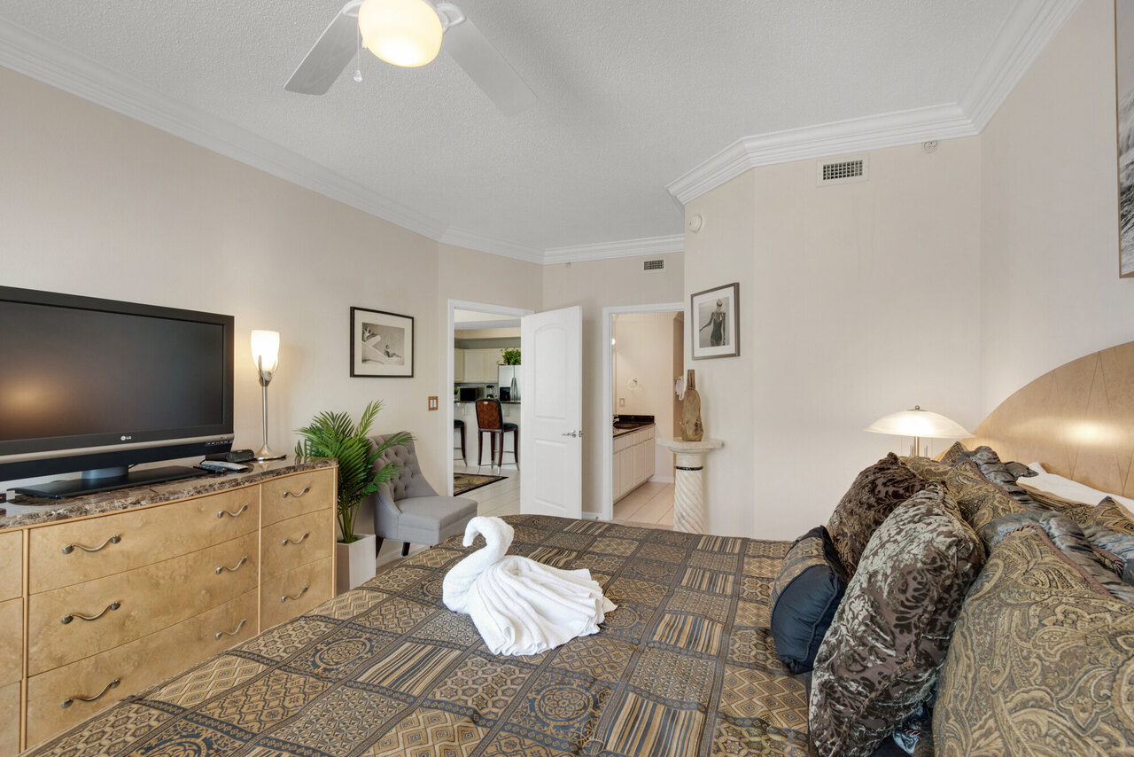 Summerwind 905E - Captain's Hideaway - Image 17