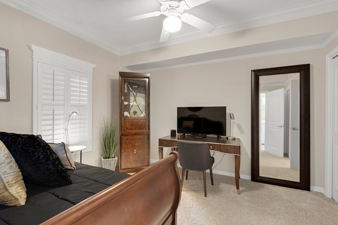 Summerwind 905E - Captain's Hideaway - Image 27