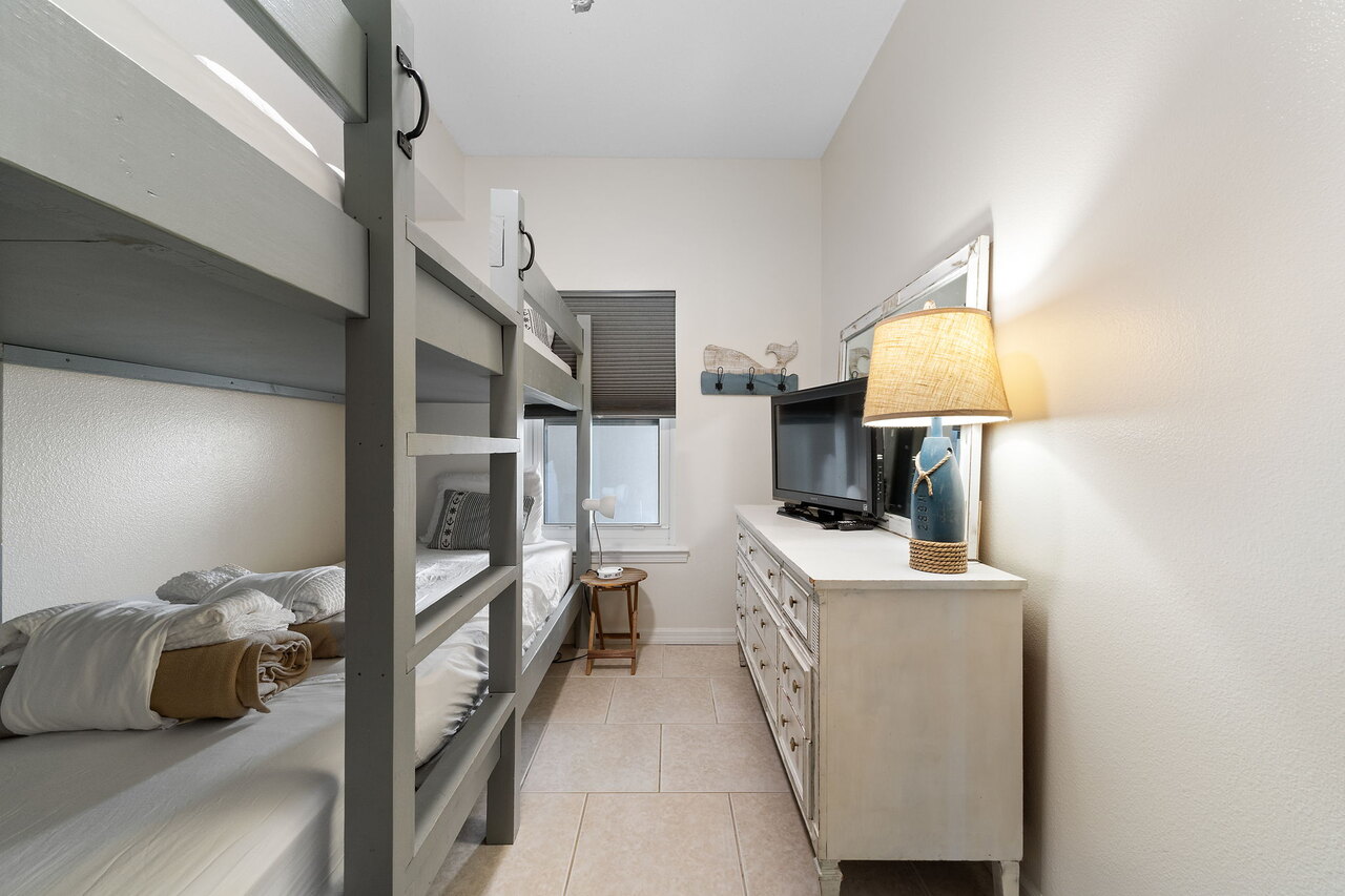 Summerwind 1403W - Sea Where We Landed - Image 15