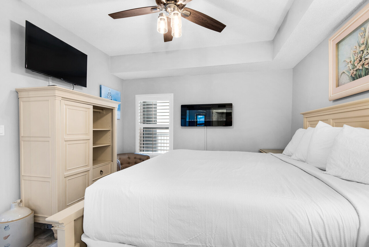 Summerwind 302E - Shell Bottom Blues - Image 21