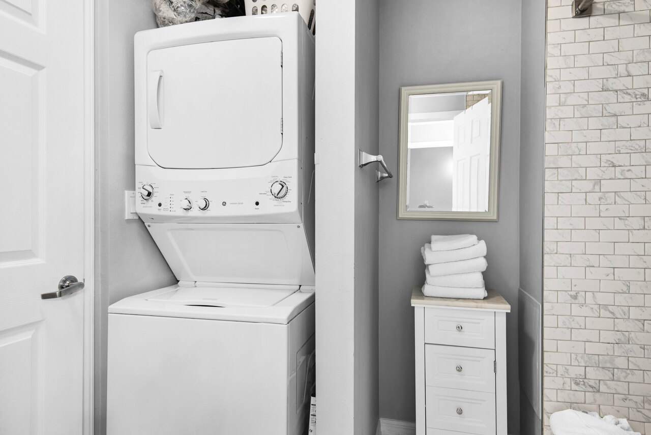 Summerwind 302E - Shell Bottom Blues - Image 26