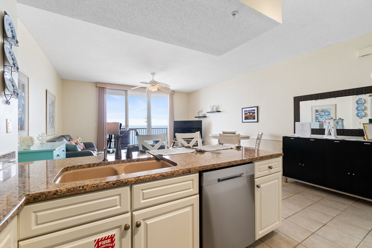 Summerwind 1204E - 5 O'clock Somewhere - Image 4