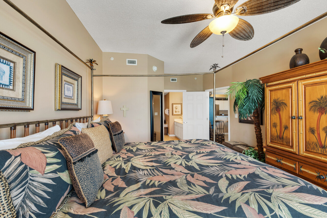 Summerwind 901C - Sunny and Chair - Image 16