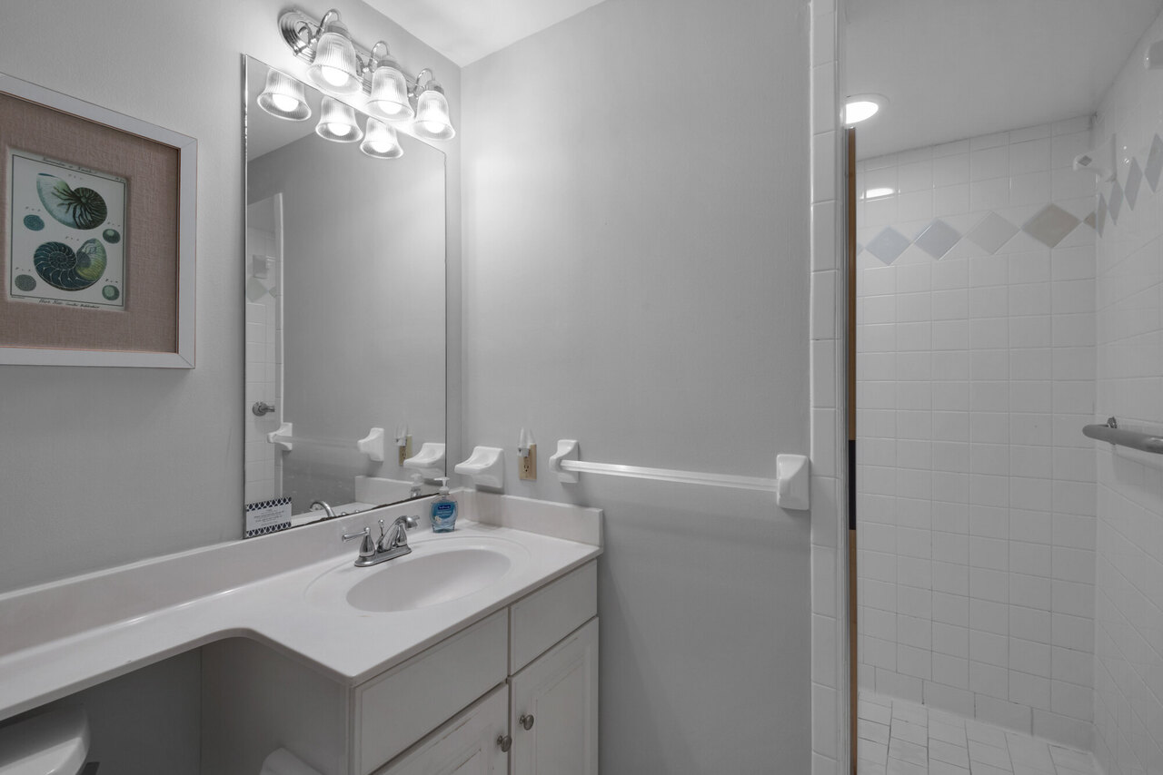 Belle Mer 602 - Sea's Life - Image 33